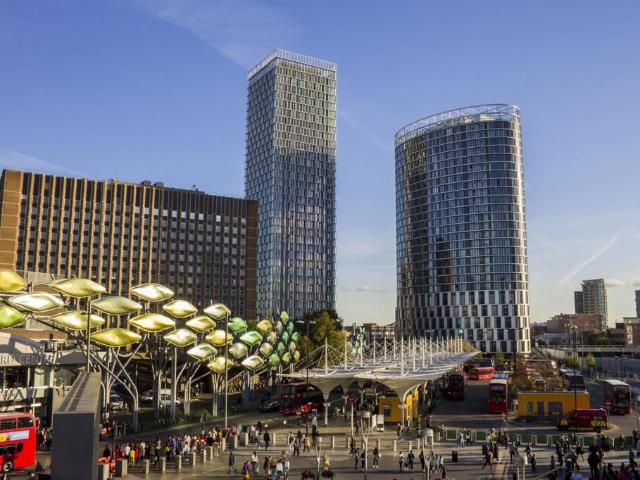 Flat for sale in Stratford Marsh, Greater London