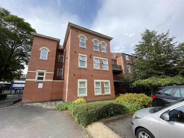 Flat for sale in Trafford Park, Greater Manchester