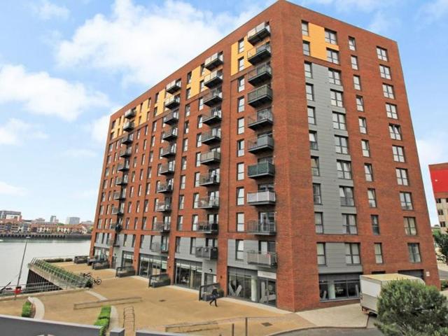 Flat for sale in Woolston, City Of Southampton