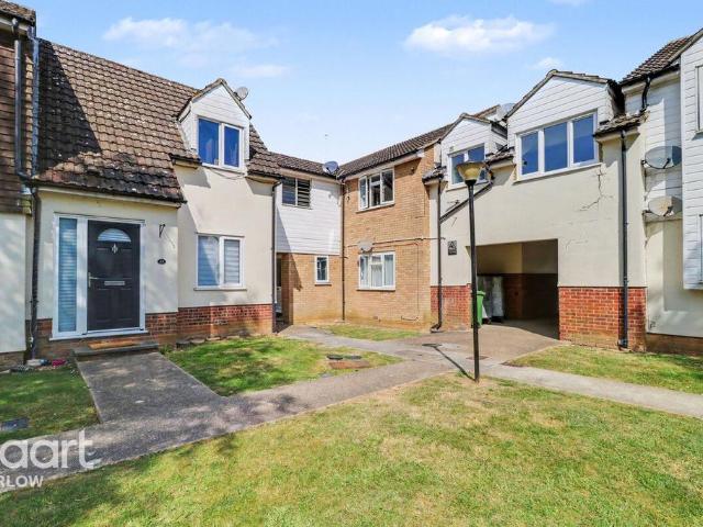 Flat for sale in Latton Bush, Harlow