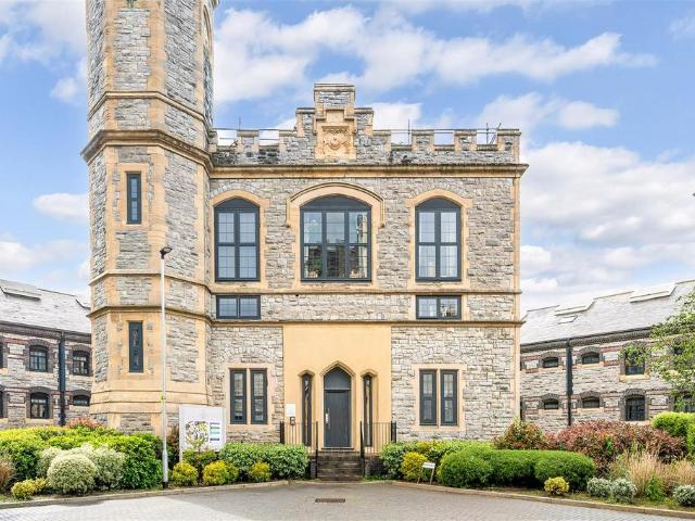 Flat for sale in Kingston, Fratton