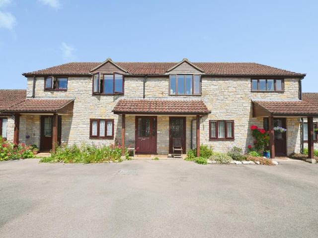 Flat for sale in Butleigh, Somerset