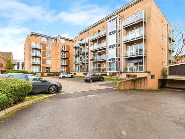 Flat for sale in Bevois Town, Isle Of Man