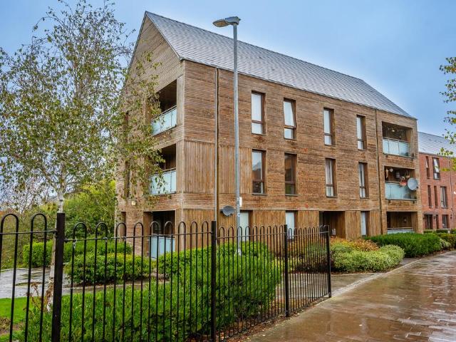 Flat for sale in Ketley, Telford