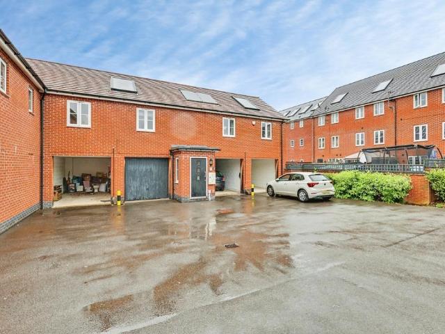 Flat for sale in Hunsbury Meadows, Northamptonshire
