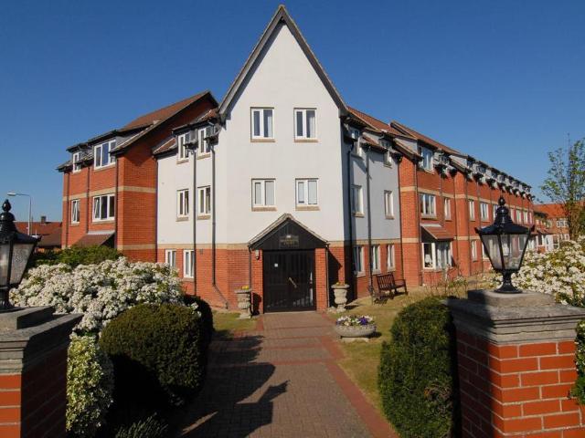 Flat for sale in Comers, Norfolk