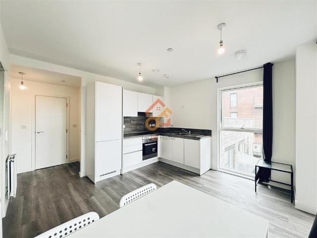 Flat for sale in Plashet, Greater London