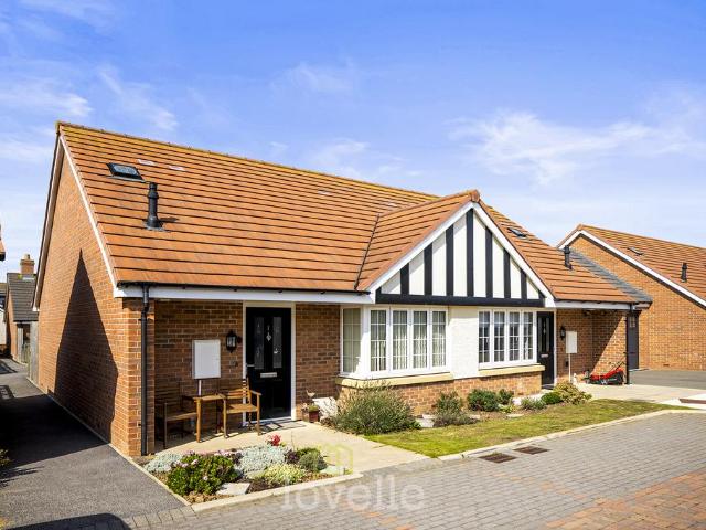 Bungalow for sale in North East Lincolnshire