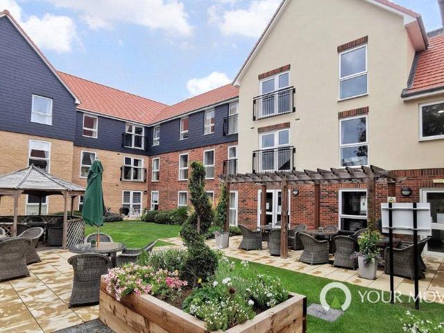 Flat for sale in Redenhall with Harleston, Burgh St Peter