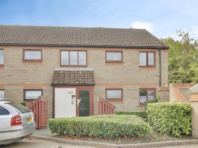 Flat for sale in Four Gotes, Cambridgeshire