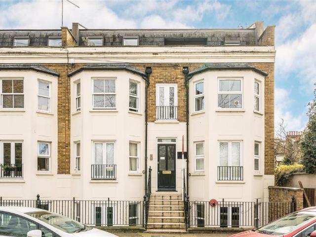 Flat for sale in Limehouse, Greater London