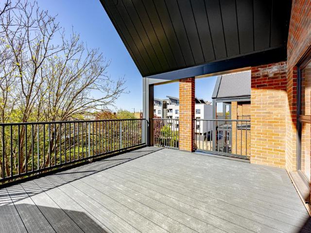 Flat for sale in Milton, Alton Barnes