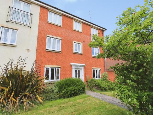 Flat for sale in Ettingshall, West Midlands