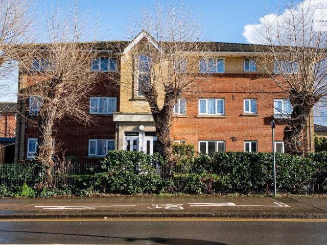 Flat for sale in Lower Edmonton, Isle Of Man