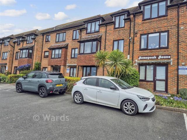 Flat for sale in Hythe, Folkestone
