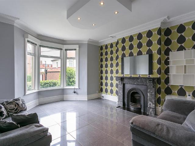 Flat for sale in South Gosforth, Tyne And Wear