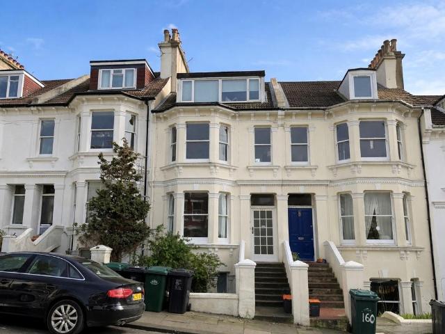 Flat for sale in Round Hill, Brighton & Hove