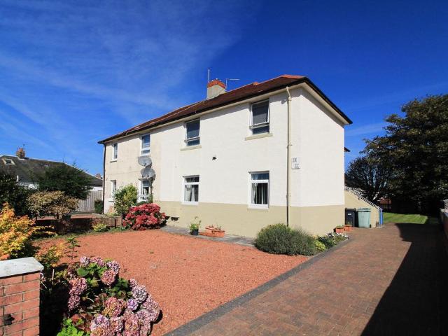 Flat for sale in Prestwick, Scotland