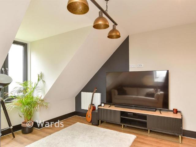 Flat for sale in Ash-cum-Ridley, The Butts