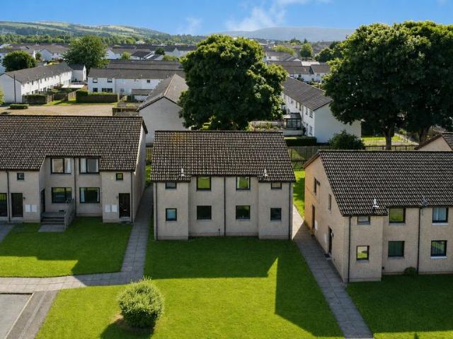 Flat for sale in Lentran, Scotland