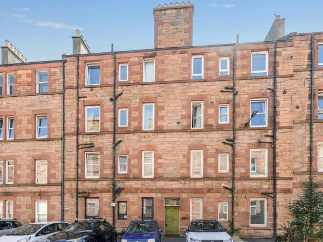 Flat for sale in Old Town, Scotland