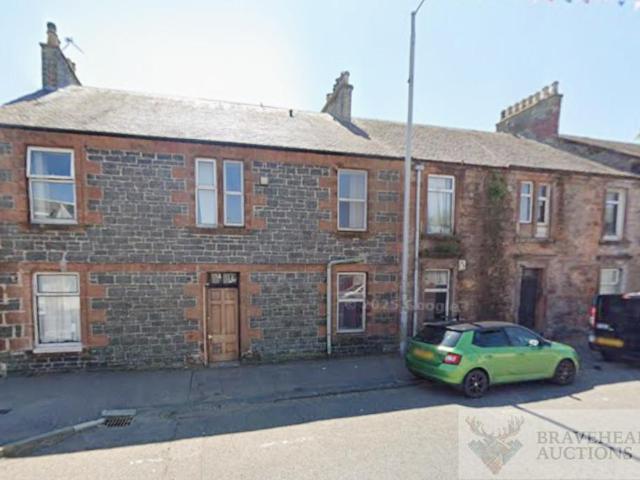 Flat for sale in Darvel, Scotland