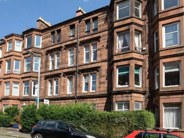 Flat for sale in Thornwood, Partick