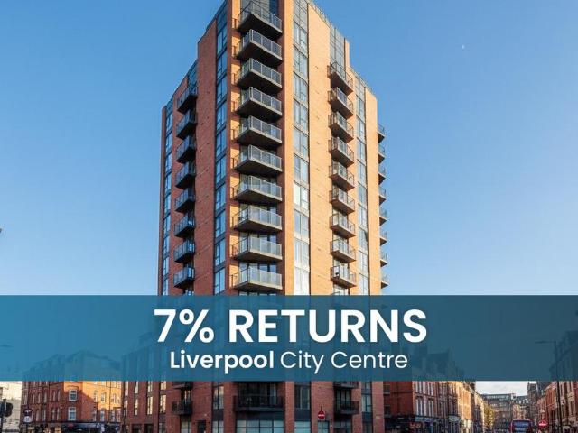 Flat for sale in Chinatown, Liverpool