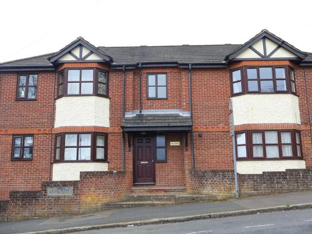 Flat for sale in North Town, Aldershot