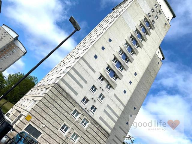Flat for sale in Lakeside, Tyne And Wear
