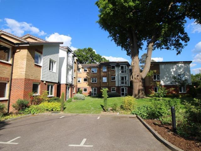 Flat for sale in Glynde, West Sussex