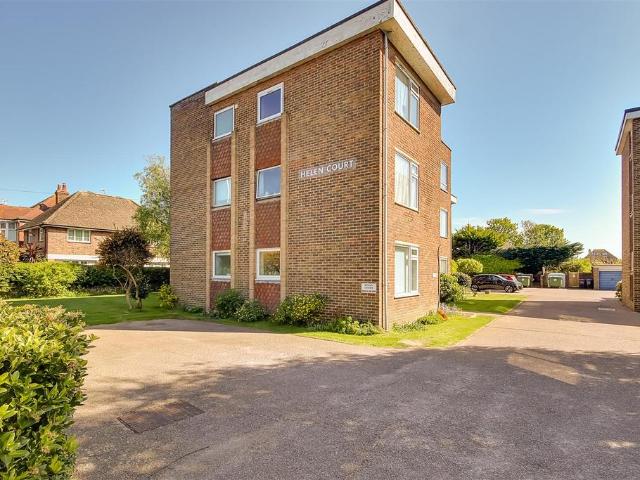 Flat for sale in West Worthing, Worthing
