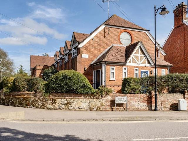 Flat for sale in Brook Street, Bourne Vale