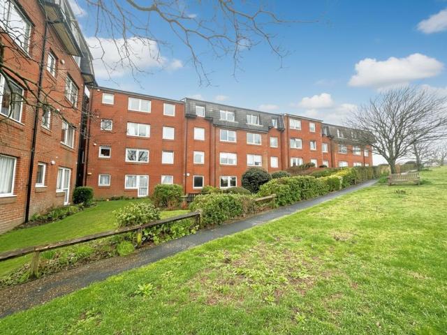 Flat for sale in Telscombe, Iford
