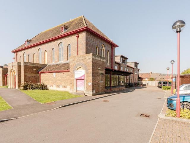 Flat for sale in Feckenham, City Of Bristol