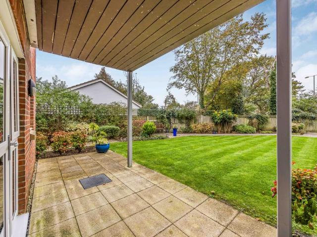 Flat for sale in Spring Vale, Hampshire