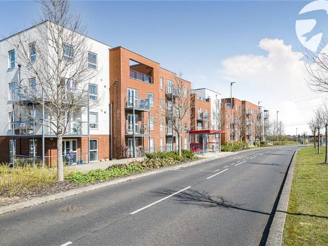 Flat for sale in Castle Hill, Monks Orchard