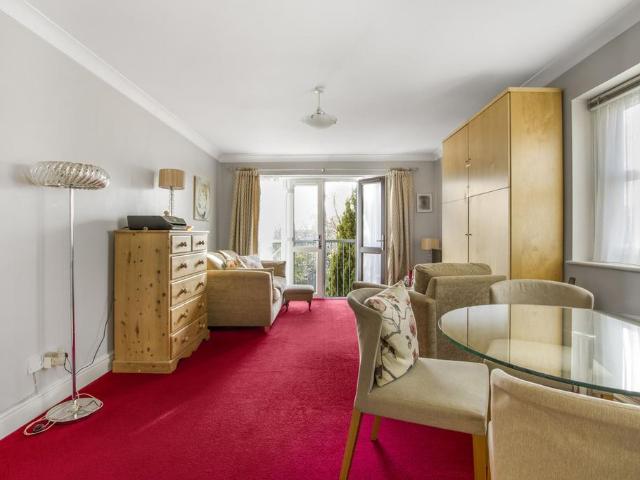 Flat for sale in North Finchley, Isle Of Man