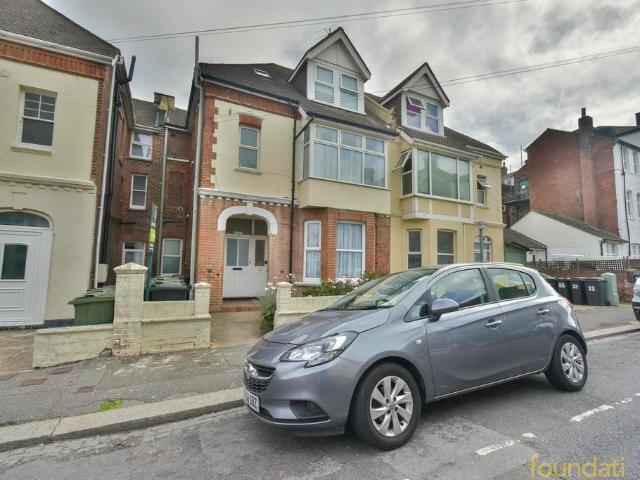 Flat for sale in Central, Heathlands