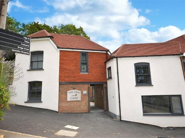 Flat for sale in The Soke, Hampshire
