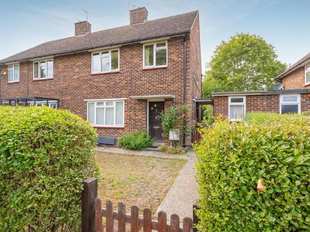 Flat for sale in Clewer Village, Windsor