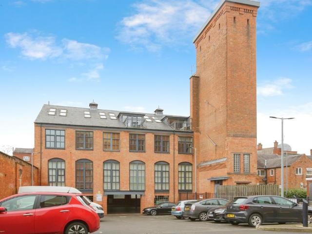Flat for sale in Bede Island, Old Wharf