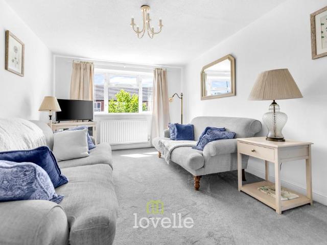 Flat for sale in Grimsby, North East Lincolnshire