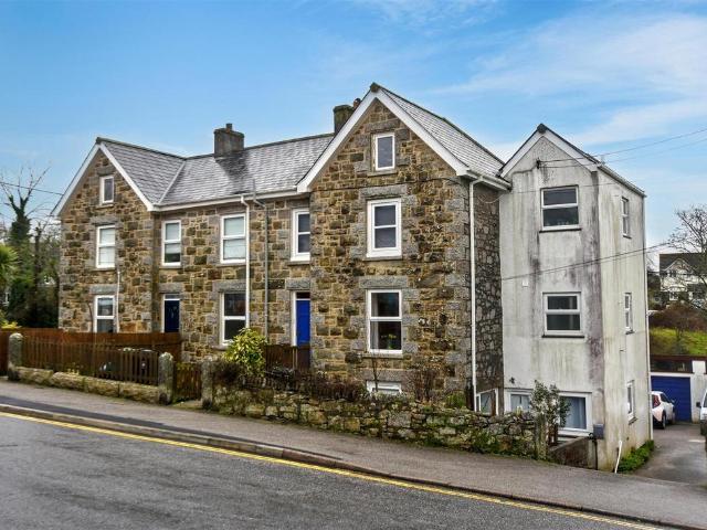 Flat for sale in Stithians