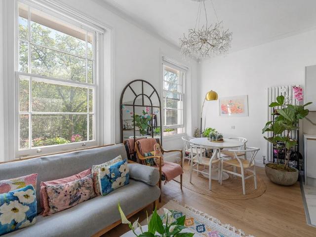 Flat for sale in Pimlico, Isle Of Man