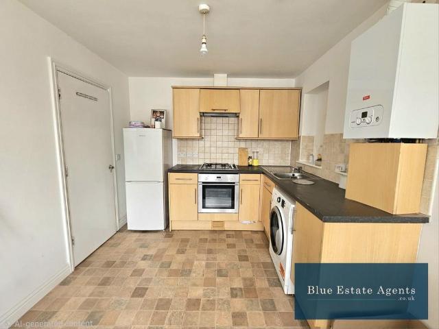 Flat for sale in London Borough of Hounslow, Greater London