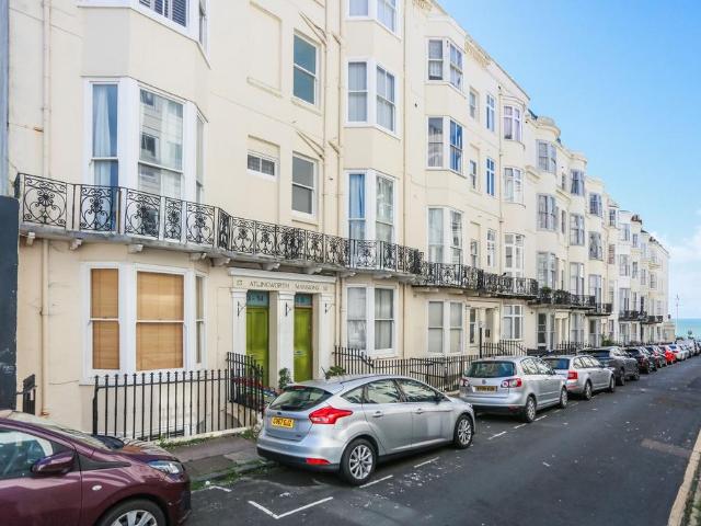 Flat for sale in Kemptown, Brighton & Hove