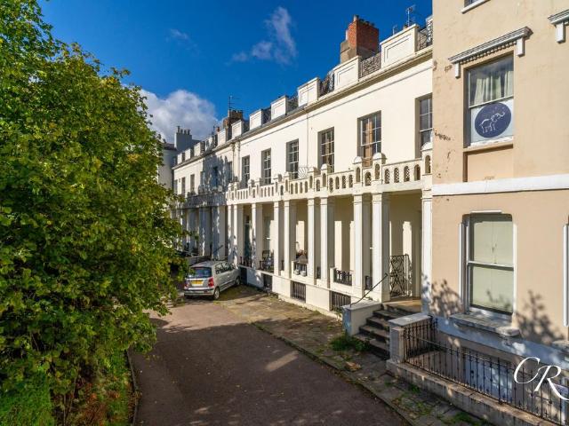 Flat for sale in Lynworth, Cheltenham