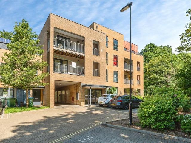 Flat for sale in Harefield, City Of Southampton