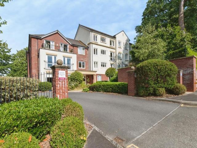 Flat for sale in Littletown, Budlake
